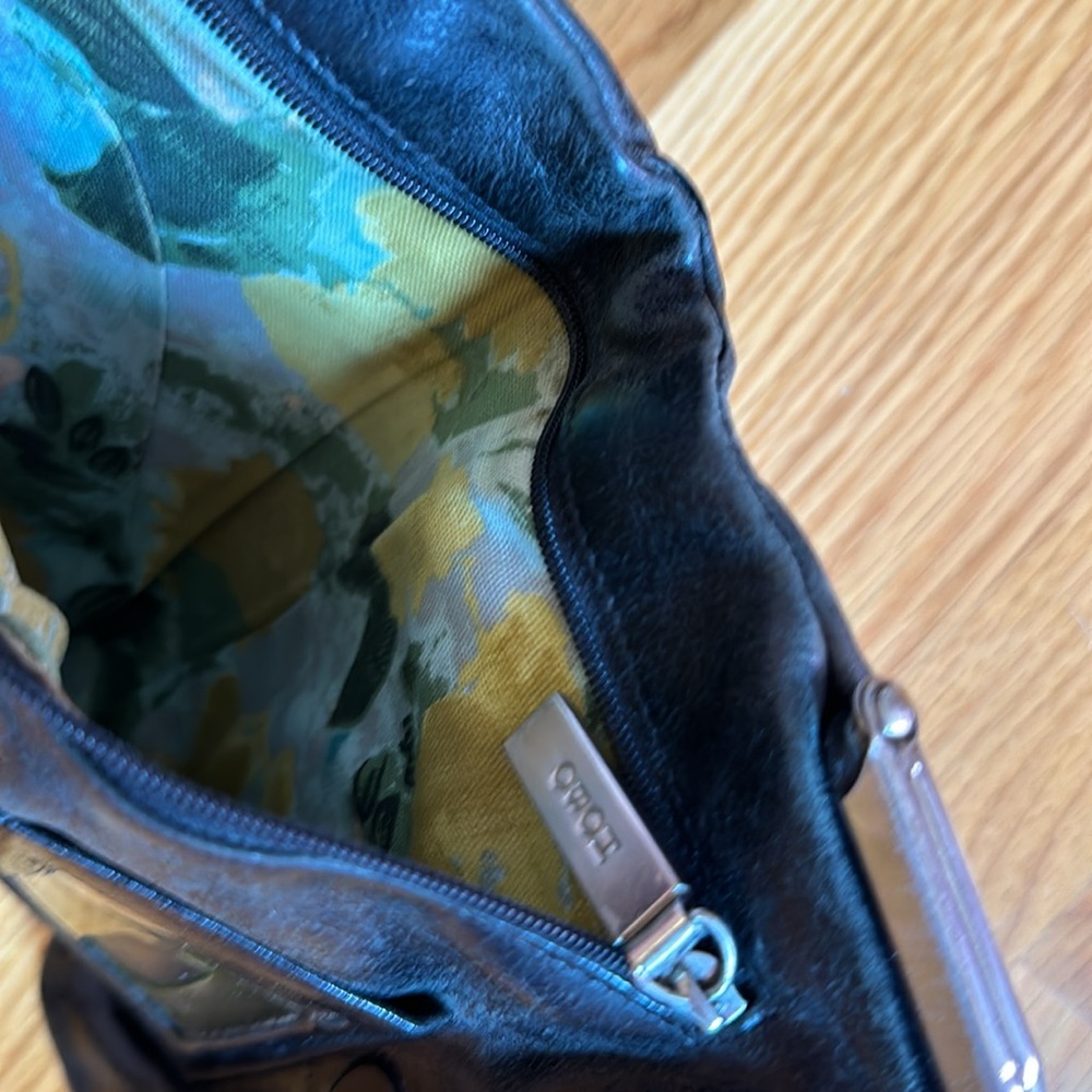 Hobo Vintage Lauren Leather Clutch Wallet - Picture 7 of 9